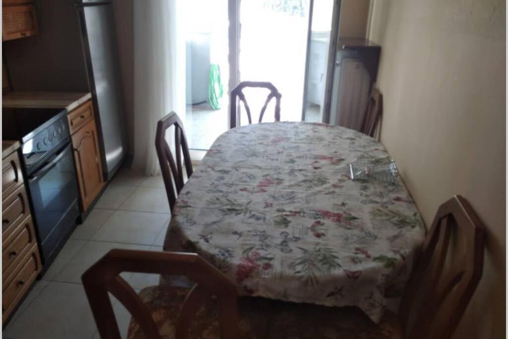 Debby'S Central Apartment Кавала Екстериор снимка