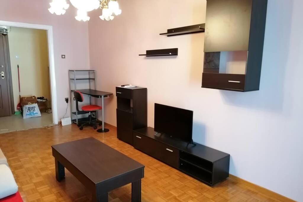 Debby'S Central Apartment Кавала Екстериор снимка