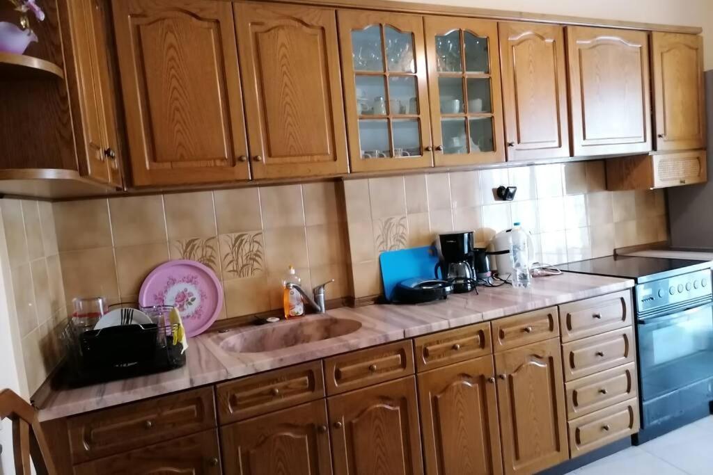 Debby'S Central Apartment Кавала Екстериор снимка