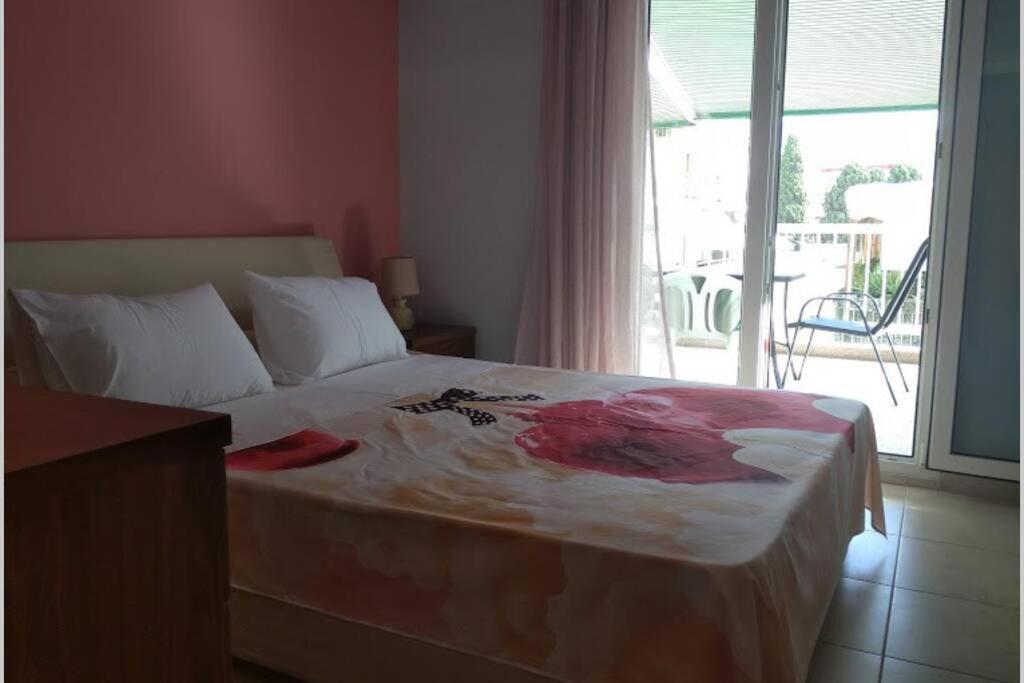 Debby'S Central Apartment Кавала Екстериор снимка