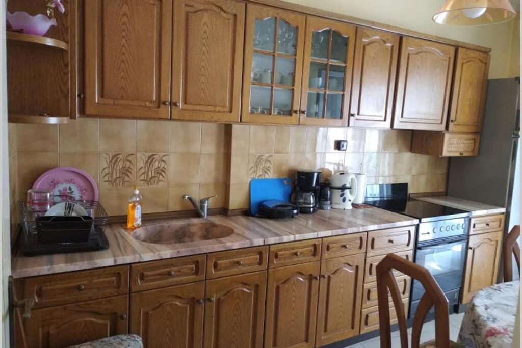 Debby'S Central Apartment Кавала Екстериор снимка
