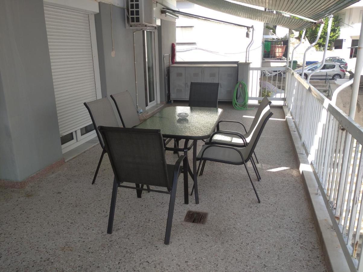 Debby'S Central Apartment Кавала Екстериор снимка
