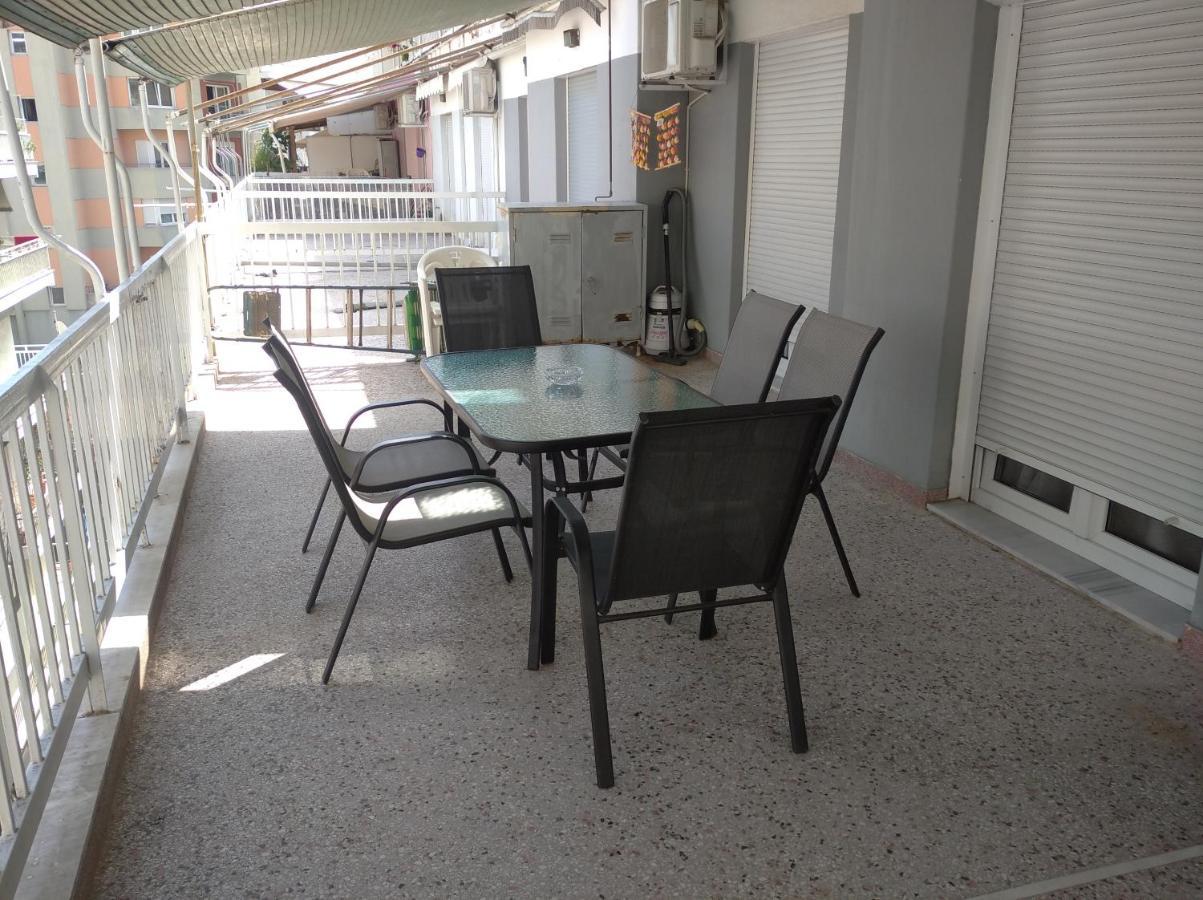 Debby'S Central Apartment Кавала Екстериор снимка